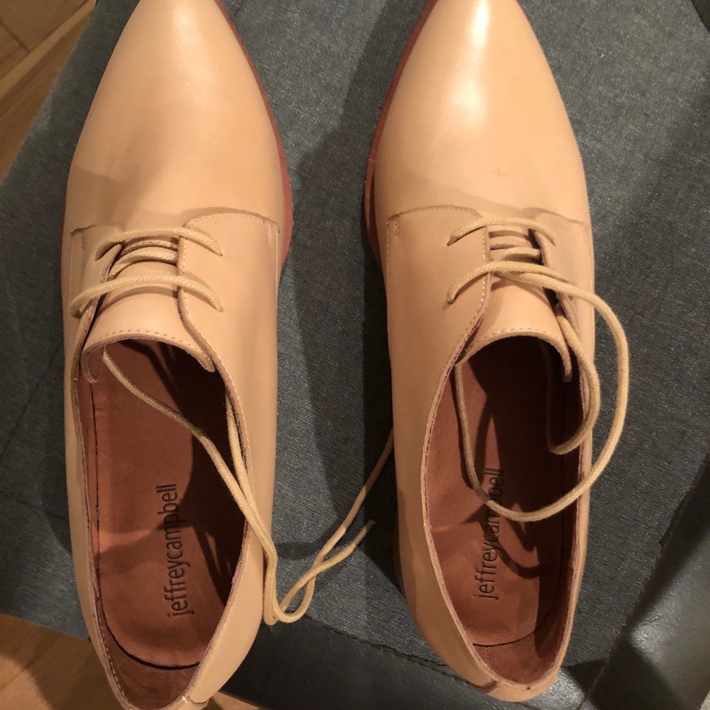NEW Jeffrey Campbell beige leather oxfords